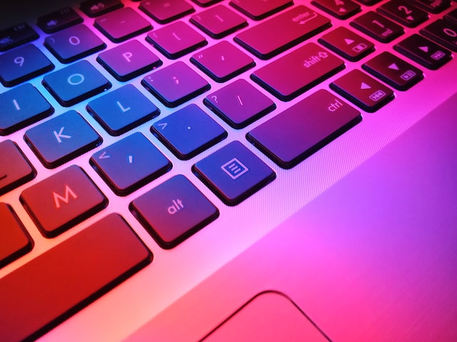  Usługi informatyczne - na czym polegają 