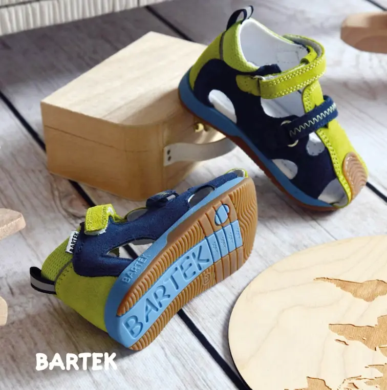 Wybieramy pierwsze buty dla chłopca z marką BARTEK