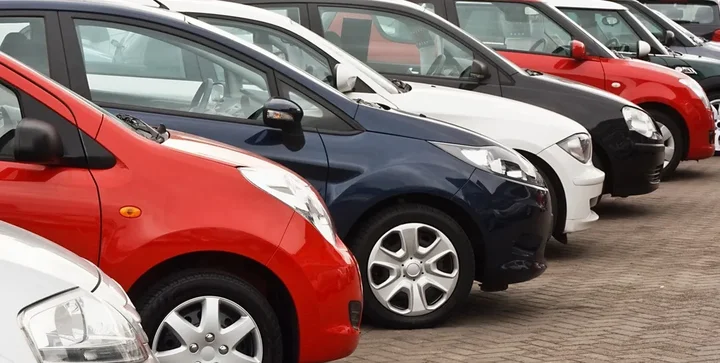 Wypożyczalnia samochodów – idealne rozwiązanie na wakacje bez auta