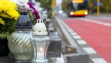 Bezpłatne autobusy pojadą na zawierciańskie cmentarze. Dwie specjalne trasy