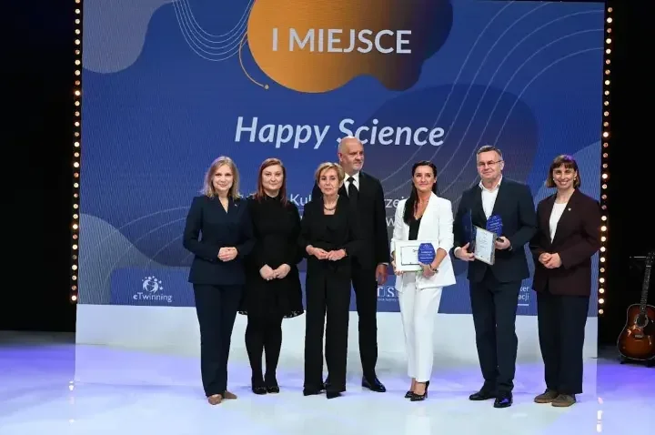 Szkoła z Zawiercia na pierwszym miejscu w Polsce. „Happy Science” wygrywa
