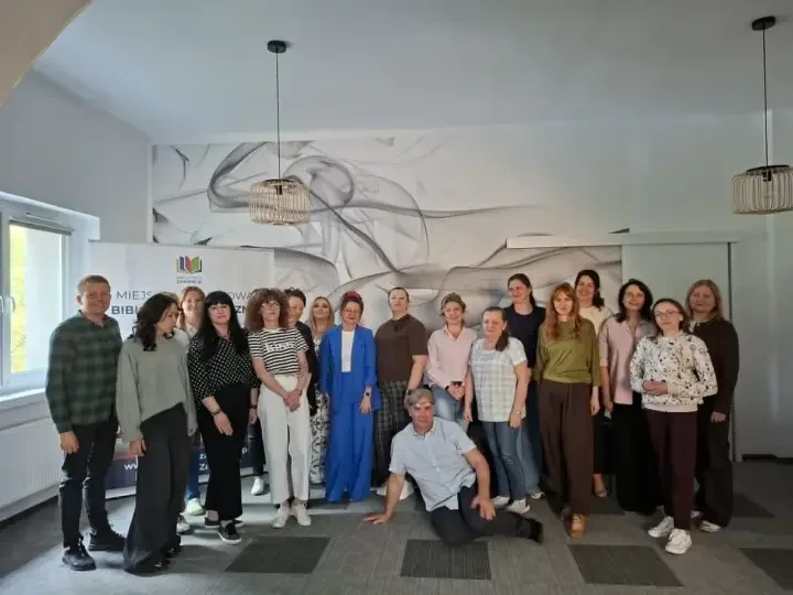 Bibliotekarze z Zawiercia uczą się RODO i AI. Praktyczna lekcja dla instytucji
