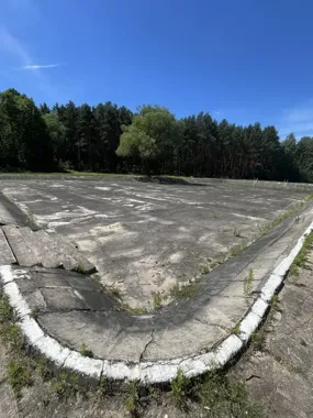 Basen w Blanowicach nadal zamknięty. Spór o grunt nie odpuszcza