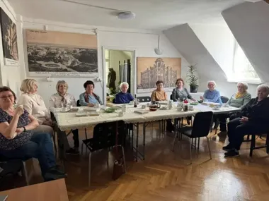 Kino PRL wróciło do biblioteki. Seniorzy przenieśli się w czasie