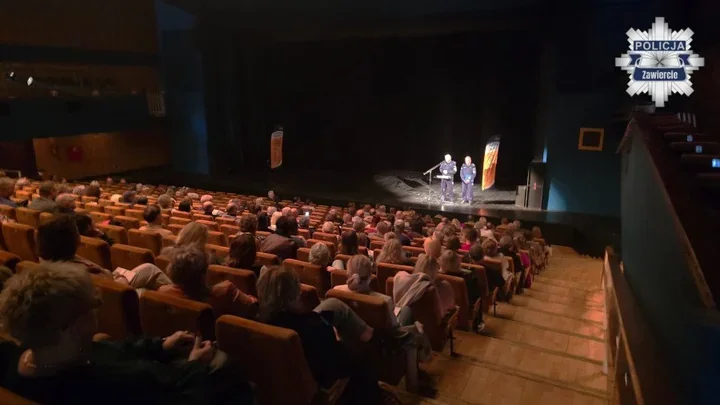 Dyrektorzy szkół w Zawierciu przygotowują procedury na wypadek wtargnięcia
