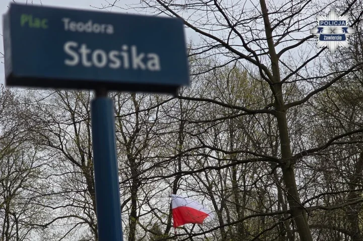 Zawiercie oddało hołd ofiarom Katynia - policja stanęła razem z mieszkańcami