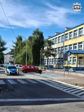 Policja sprawdziła 91 miejsc przy szkołach. W 13 wykryto problemy