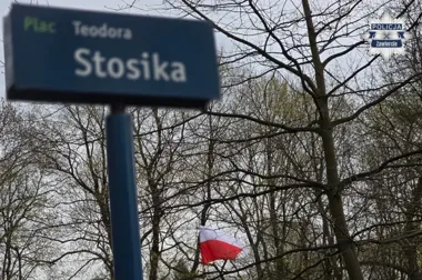 Zawiercie oddało hołd ofiarom Katynia - policja stanęła razem z mieszkańcami