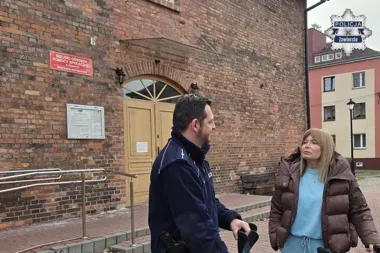 Dwa wózki i komplet kul znalazły potrzebujących, zanim dotarły do MOPS-u